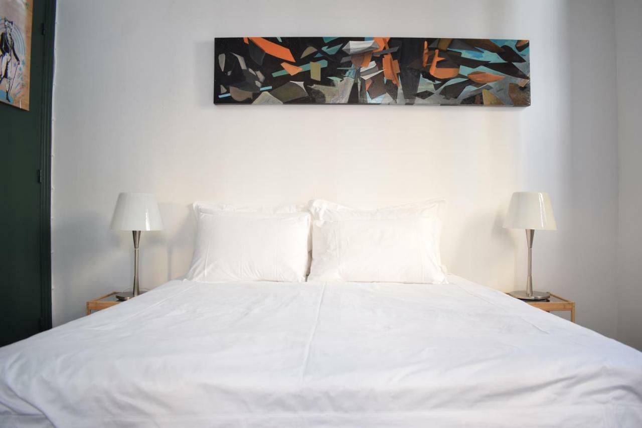 Central 2-Bedroom Apartment With Rooftop Access! Ep9G أثينا المظهر الخارجي الصورة